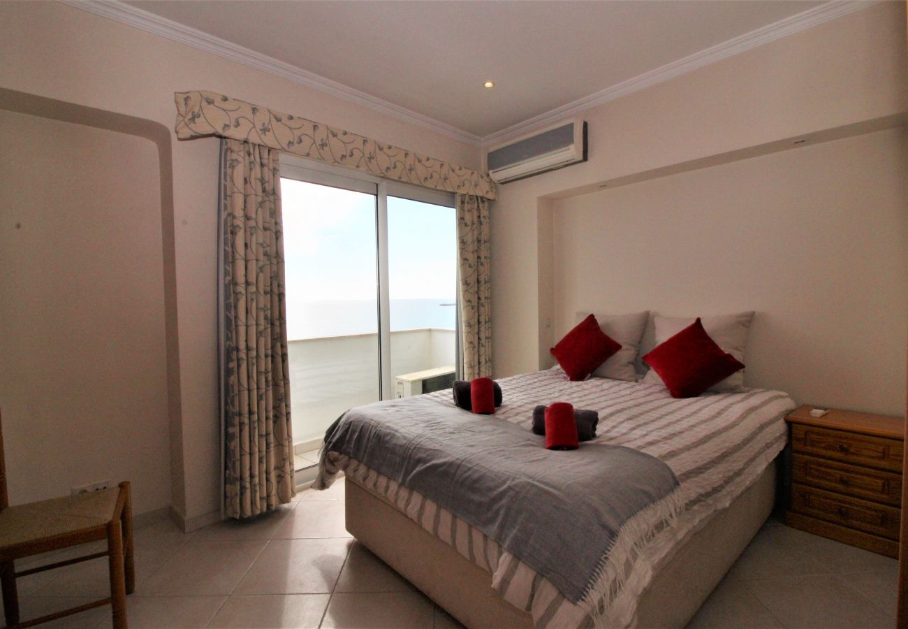 Apartamento en Albufeira - Waves View / Albufeira